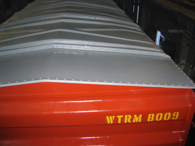 Remanufactured high cube box car WTRM 8009 roof detail